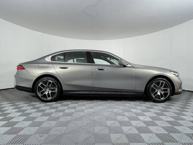 2024 BMW i5 eDrive40