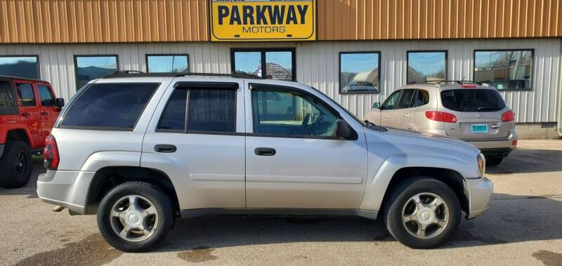 2007 Chevrolet TrailBlazer for sale at Parkway Motors in Springfield IL