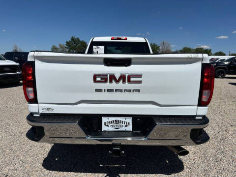 2022 GMC Sierra 2500HD Pro
