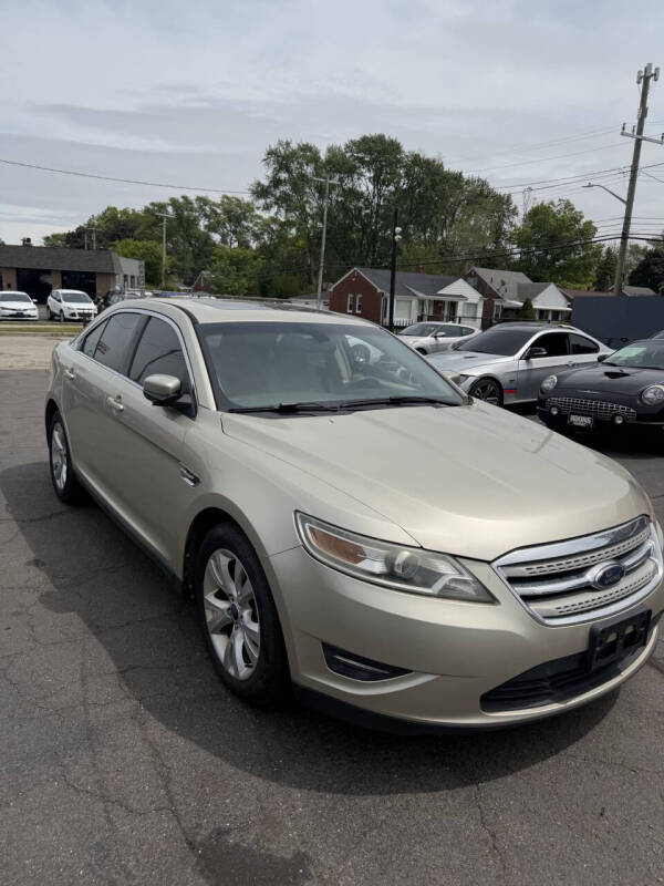 2010 Ford Taurus SEL