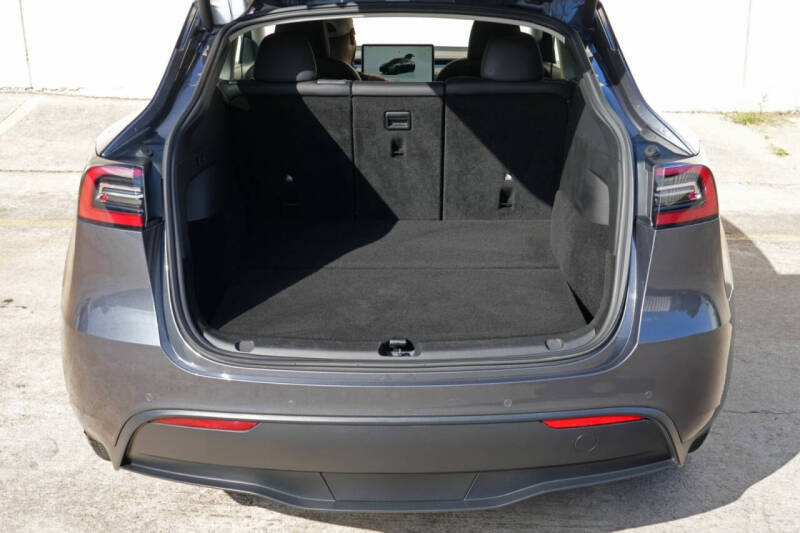2022 Tesla Model Y Long Range