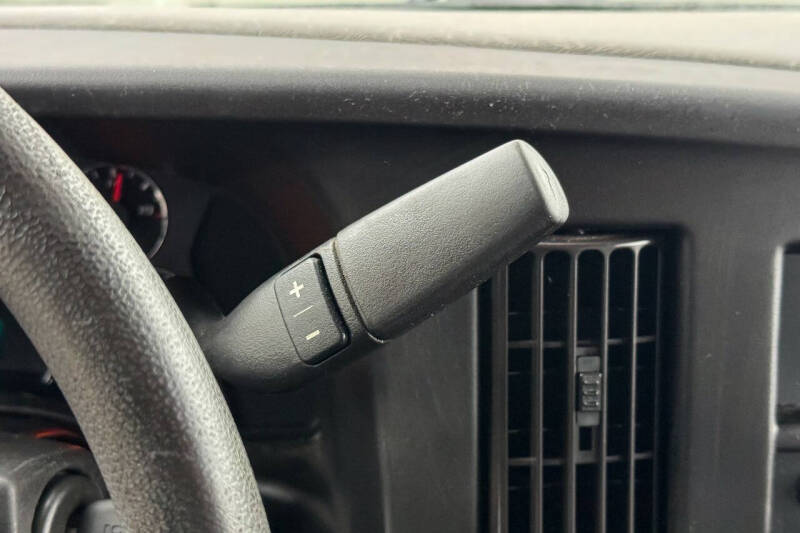 2017 Chevrolet Express 2500