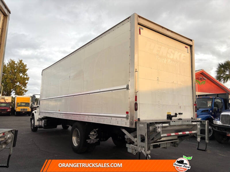 2020 Freightliner M2 106