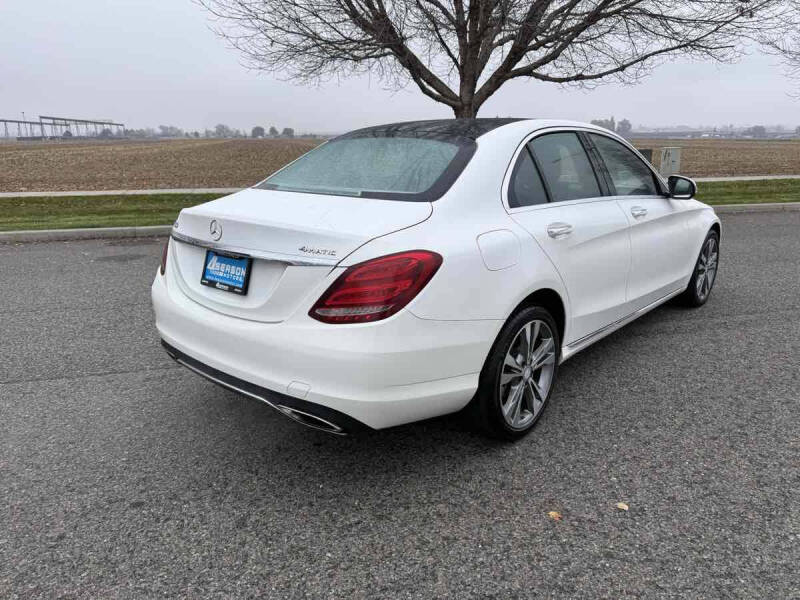 2016 Mercedes-Benz C-Class