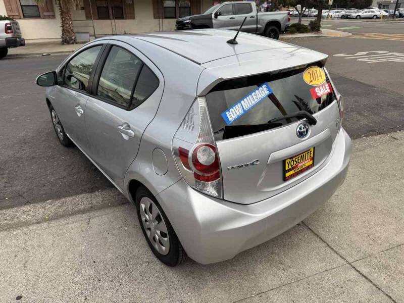 2014 Toyota Prius c