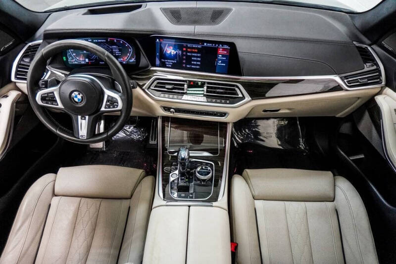 2020 BMW X5 M50i xDrive