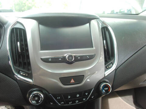 2017 Chevrolet Cruze LT Auto