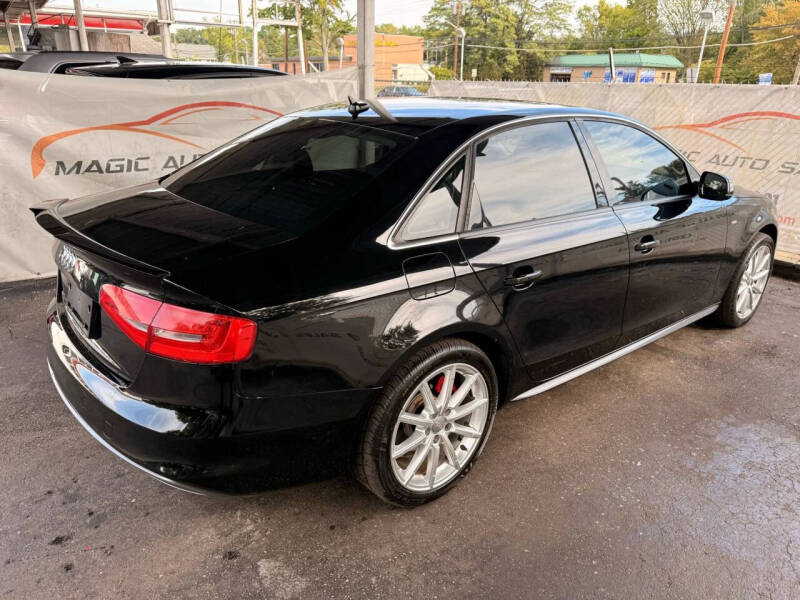 2016 Audi A4 2.0T quattro Premium