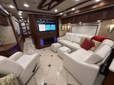 2014 Winnebago 42GD