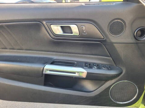 2020 Ford Mustang EcoBoost