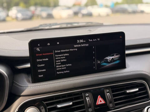 2022 Genesis G70
