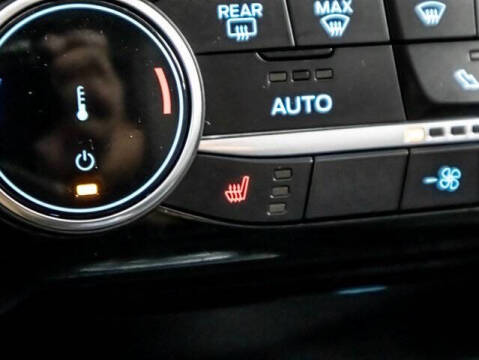 2022 Ford Escape Hybrid SE