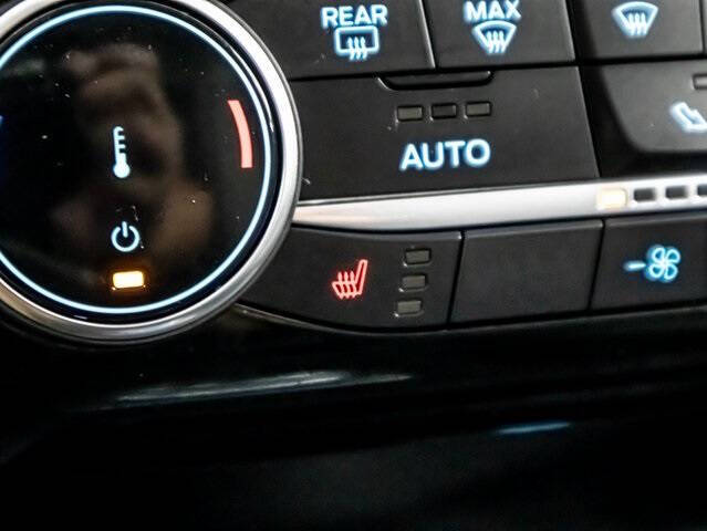 2022 Ford Escape Hybrid SE