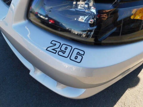 2004 Ford Mustang GT Deluxe