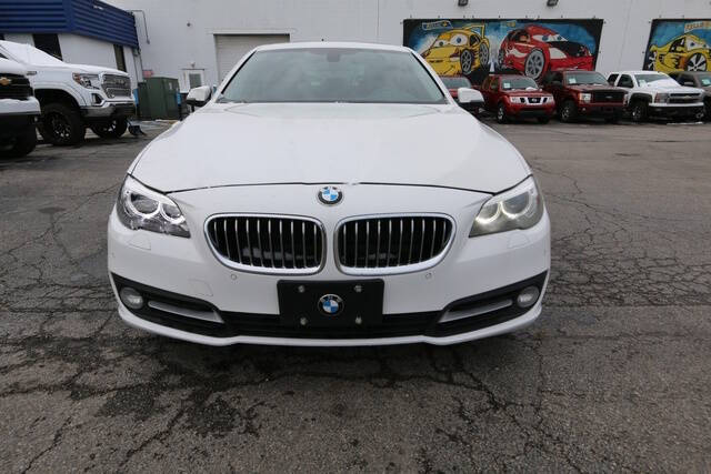 2016 BMW 5 Series 528i xDrive