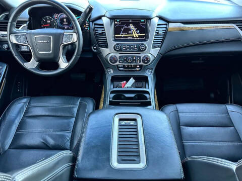 2017 GMC Yukon Denali