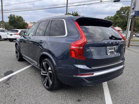 2024 Volvo XC90 B6 Ultimate Bright Theme 7P