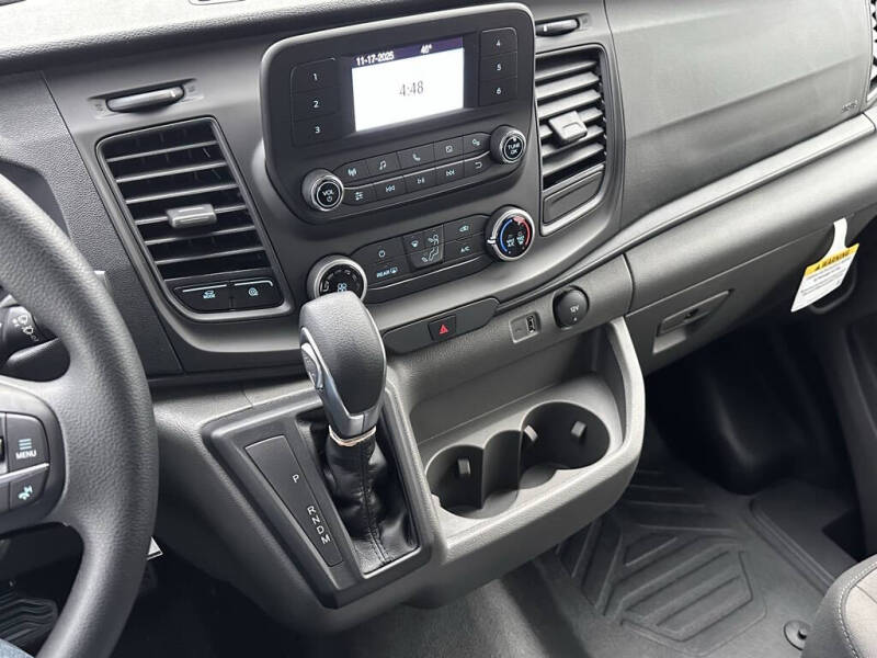 2025 Ford Transit
