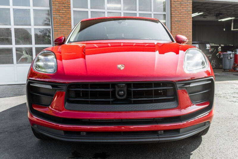 2023 Porsche Macan