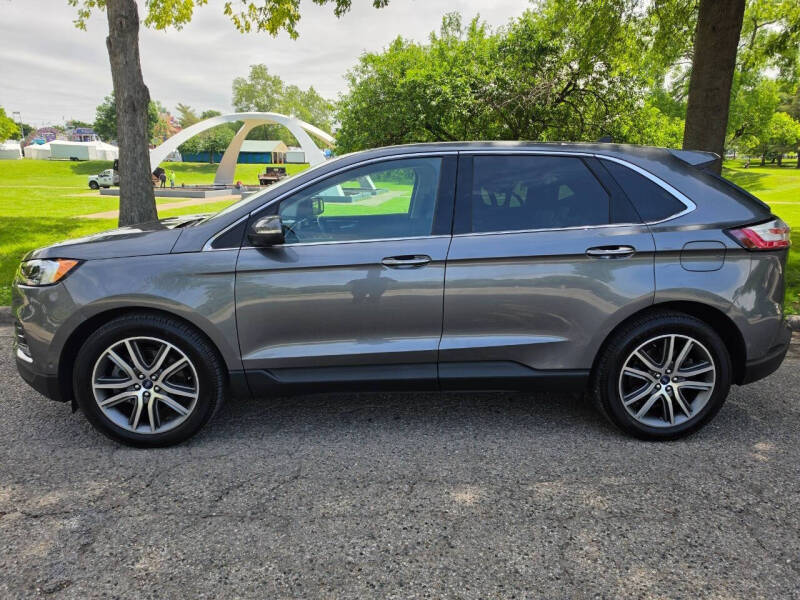2021 Ford Edge Titanium