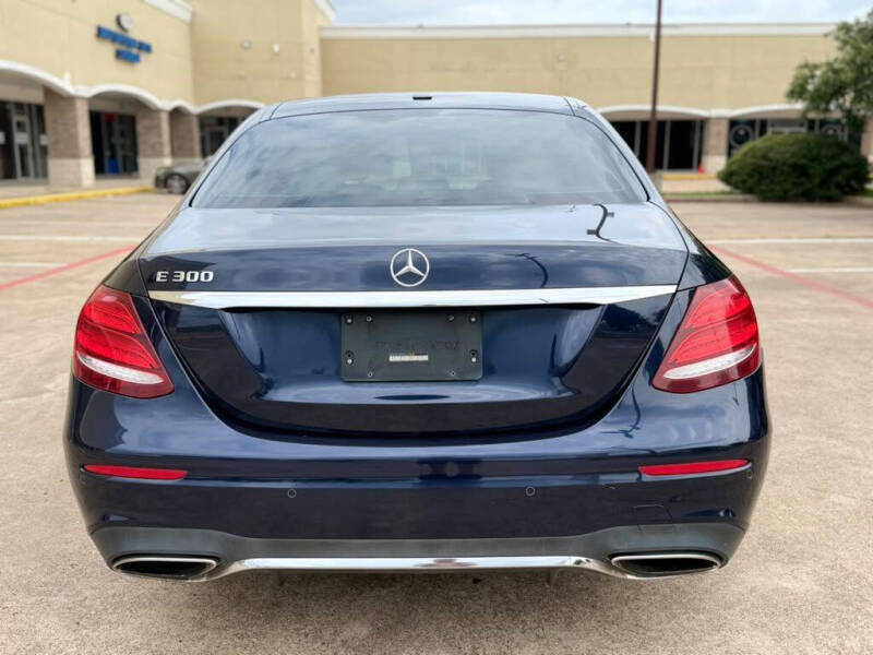2019 Mercedes-Benz E-Class E 300
