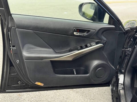 2015 Lexus IS 250 Crafted Line