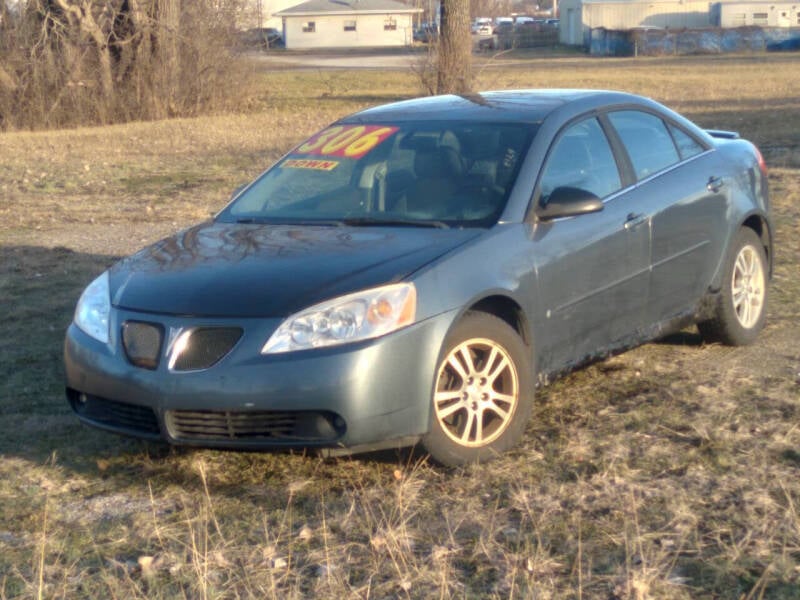 2006 Pontiac G6 for sale at Car Lot Credit Connection LLC in Elkhart IN