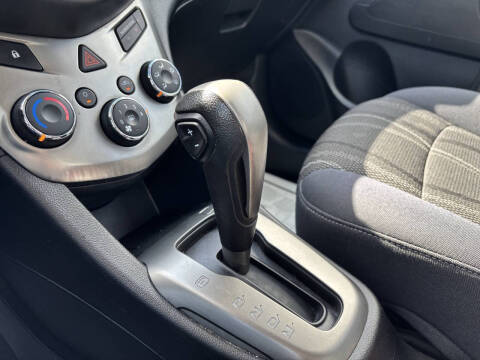 2015 Chevrolet Sonic LT Auto