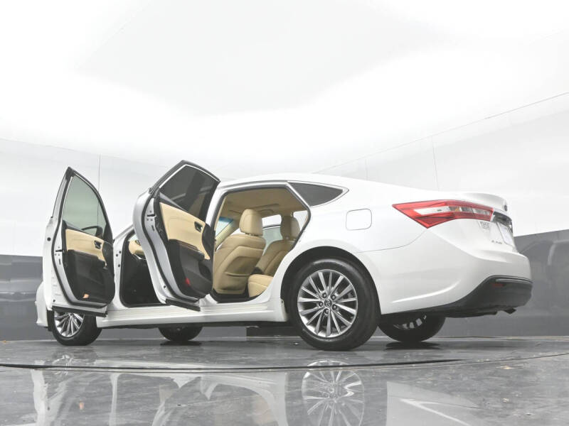 2016 Toyota Avalon Hybrid