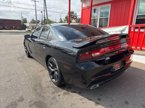 2012 Dodge Charger SE
