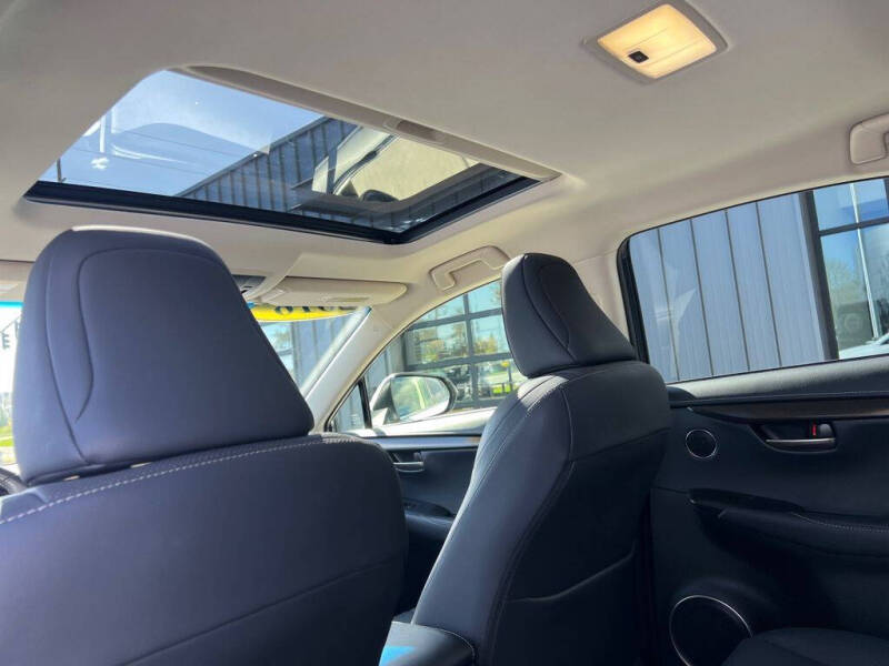 2016 Lexus NX 200t