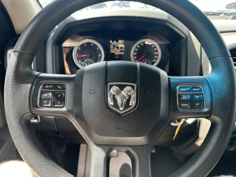 2015 RAM 1500 SLT