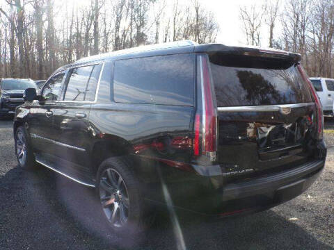 2016 Cadillac Escalade ESV Luxury Collection