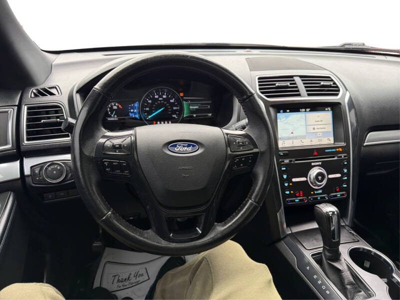 2017 Ford Explorer Sport