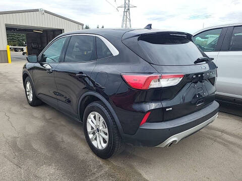 2020 Ford Escape SE