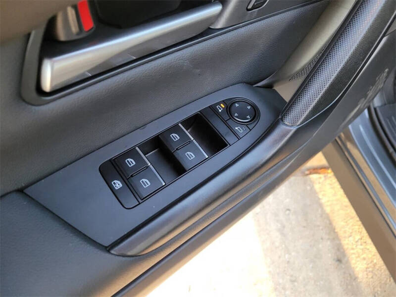 2025 Mazda CX-50 2.5 S Premium