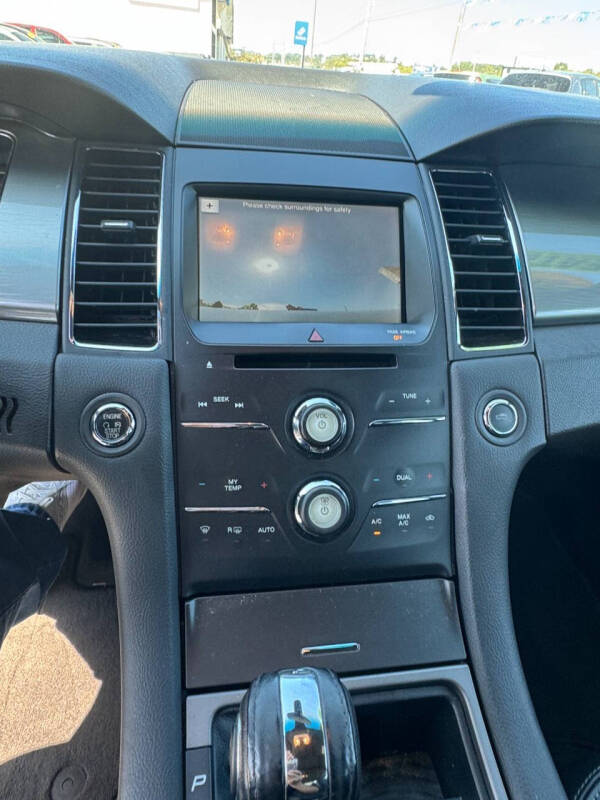 2019 Ford Taurus SEL