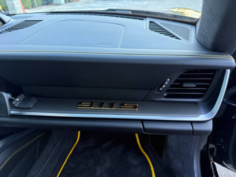 2021 Porsche 911 Carrera S