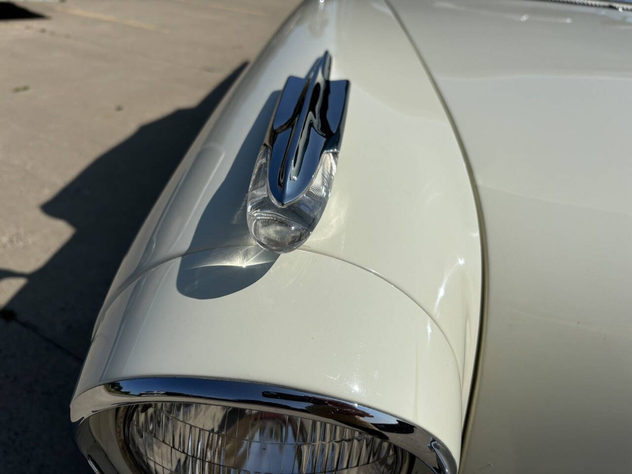 1957 Pontiac Bonneville 19