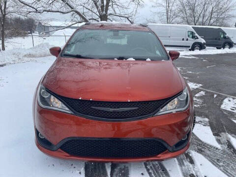 2018 Chrysler Pacifica Touring L Plus