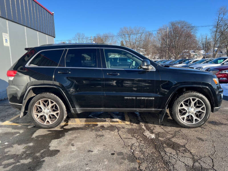 2018 Jeep Grand Cherokee Sterling Edition