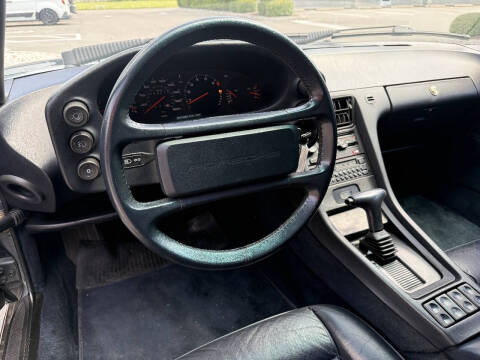 1988 Porsche 928 S4