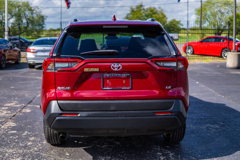 2021 Toyota RAV4 LE