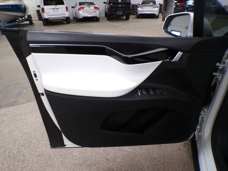 2017 Tesla Model X 75D