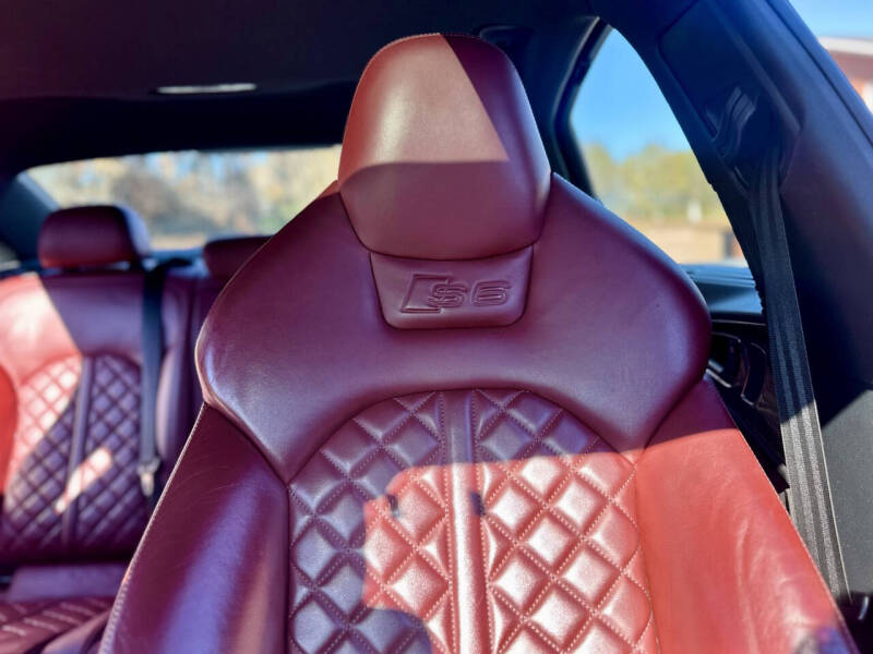 2017 Audi S6 4.0T quattro Premium Plus