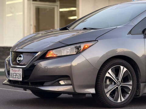 2021 Nissan LEAF SV