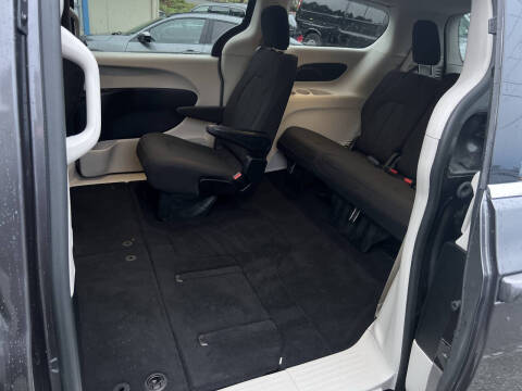 2017 Chrysler Pacifica Touring