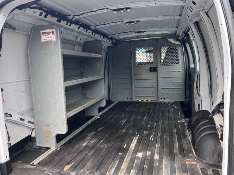 2017 GMC Savana 2500