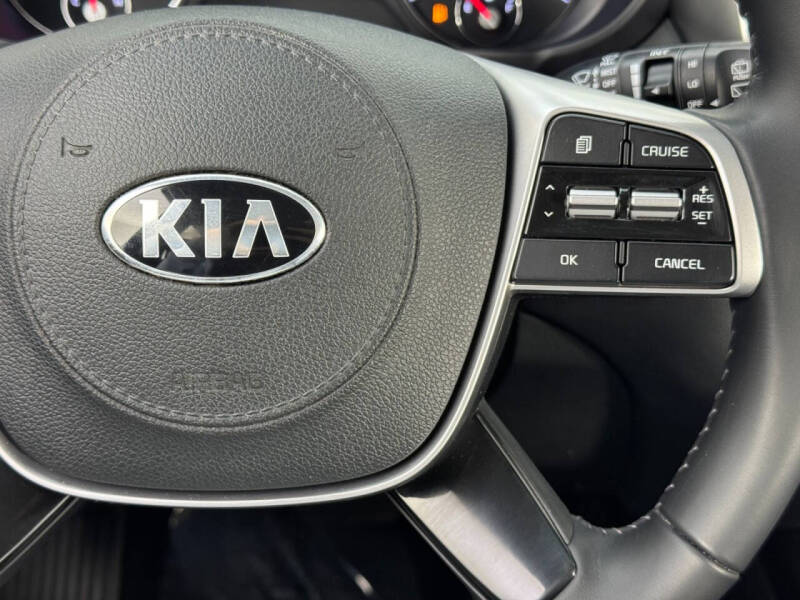 2020 Kia Sorento S V6