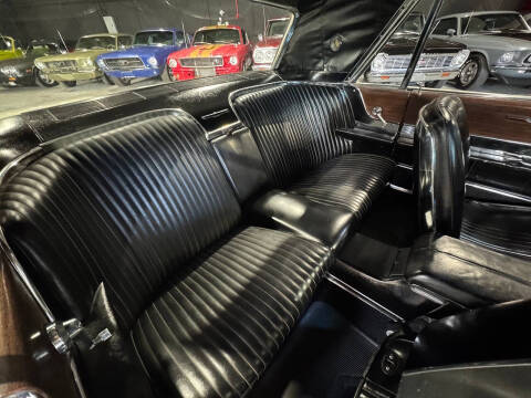 1965 Ford Thunderbird